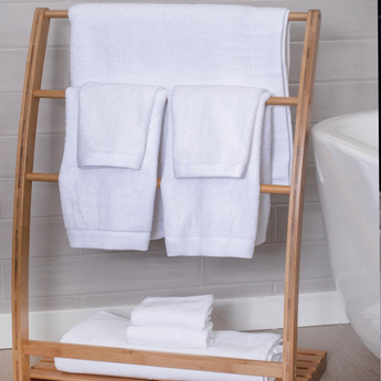 Bamboo Luxury Towels, White, Set of 4 Washcloths, 2 Hand Towels and 2 Bath Towels